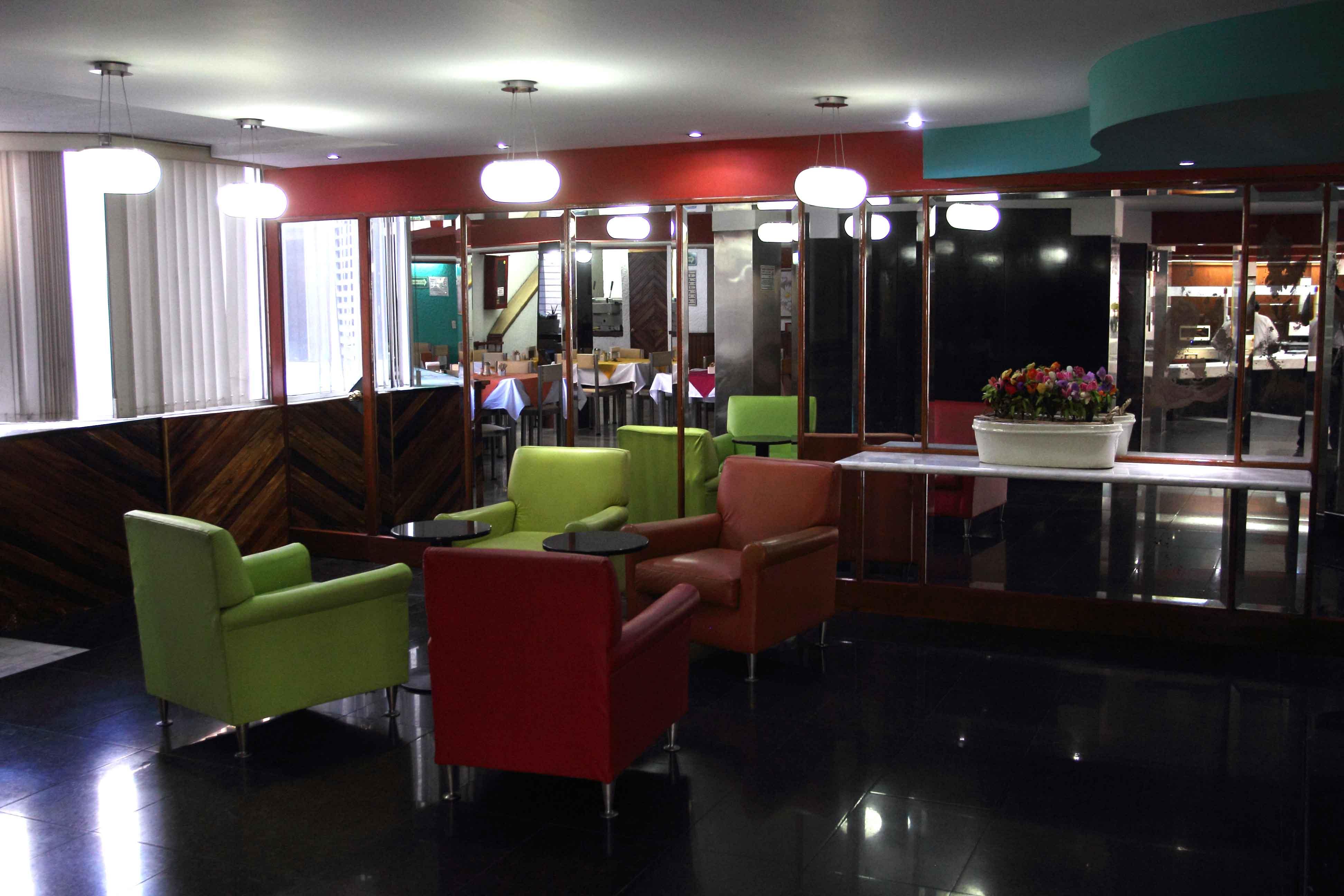 Hotel Universo Guadalajara Exterior photo